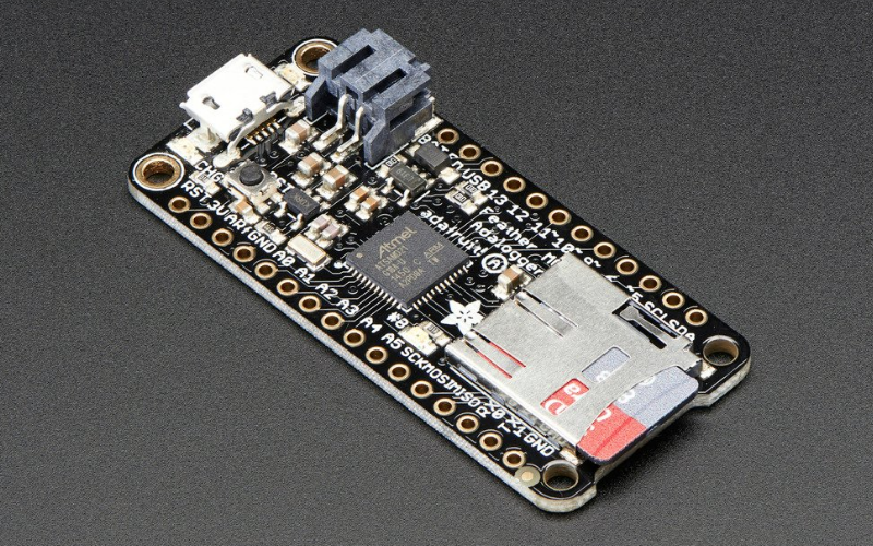 Adafruit Feather M0 Adalogger