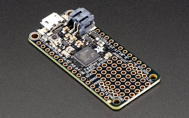 Adafruit Feather M0 Basic Proto - ATSAMD21 Cortex M0