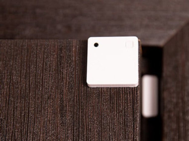 BLE Door/Window Alerts