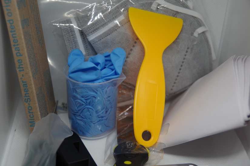 elegoo mars review - accessories