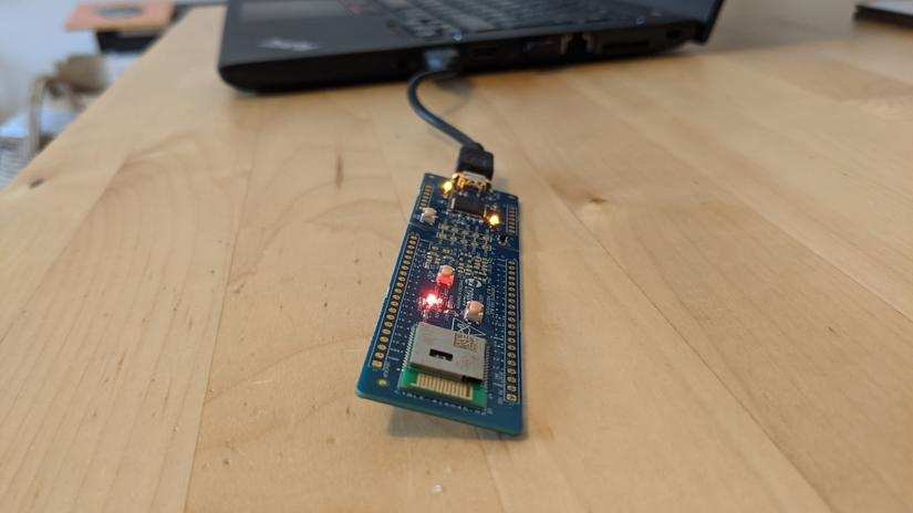 Flashing LEDscy8cproto-063-ble psoc 6 ble prototyping kit