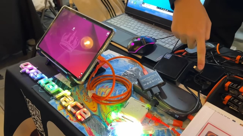 Open Interface Mini KVM device close-up