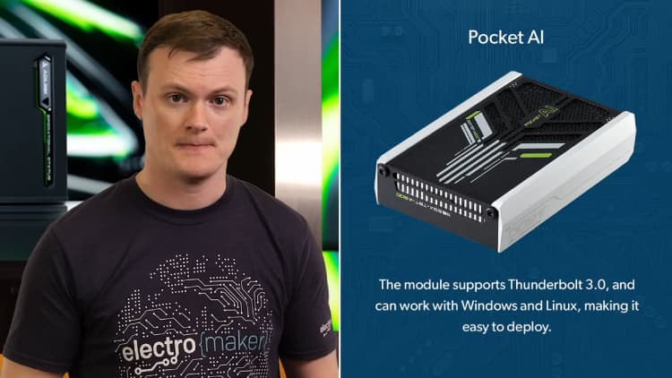 Pocket AI Connectivity, Power, and Compatibility.jpg