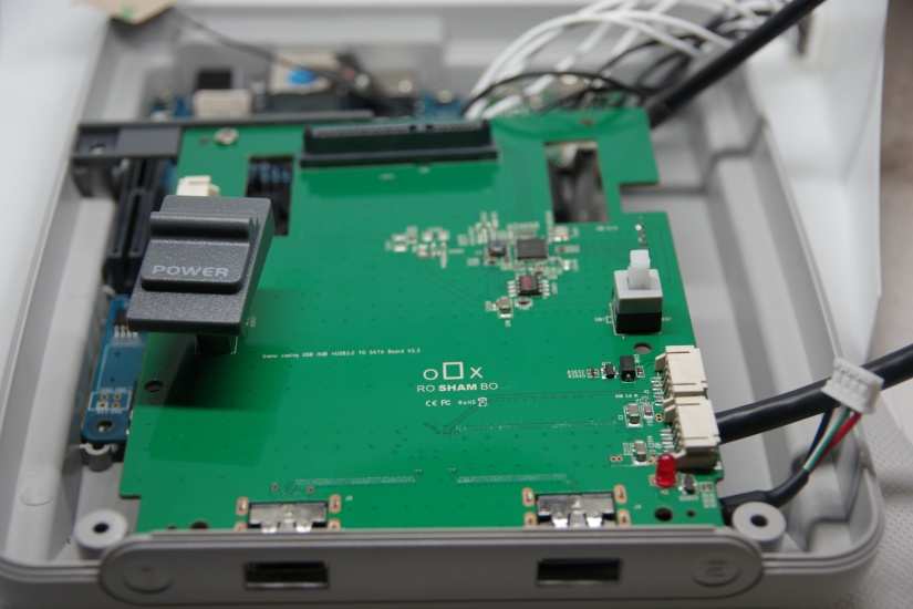 roshambo retro gaming case review - I/O board