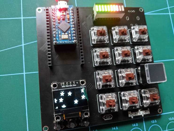 Streampad - A Customizable Arduino-powered Control Pad for Streamers
