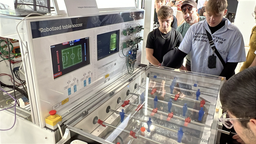 Robotic foosball: University of Catania with ST