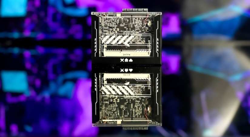 The ZImmablade on a black and purple background with a reflection