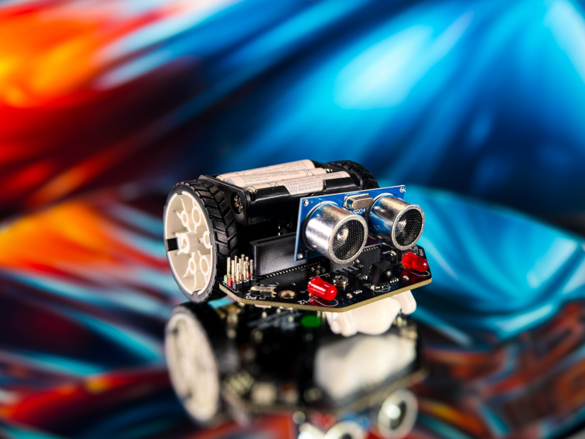 Micro: Maqueen Micro:bit Robot Platform - ROB0148