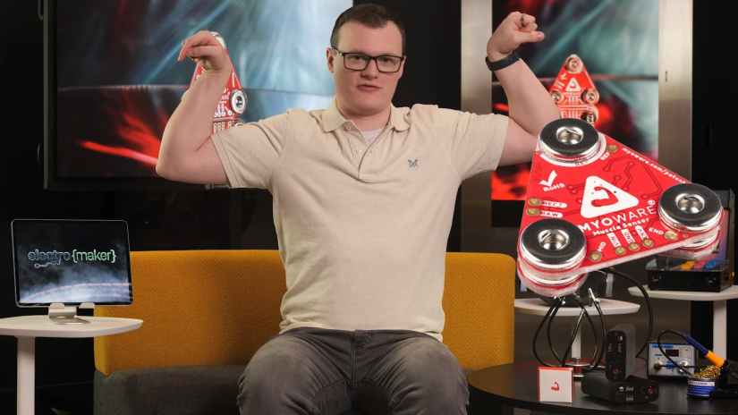 Myowave-robin-flexing-his-guns