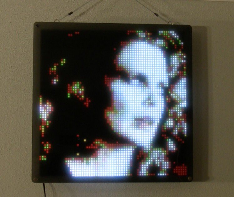 iDotMatrix LED Pixel Display, 32x32 Programmable Pixel Art Display — DIY  Retro Arcade