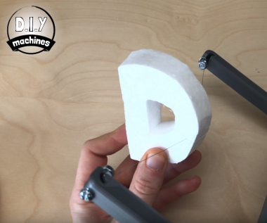 Diy Battery Powered Hot Styrofoam Cutter