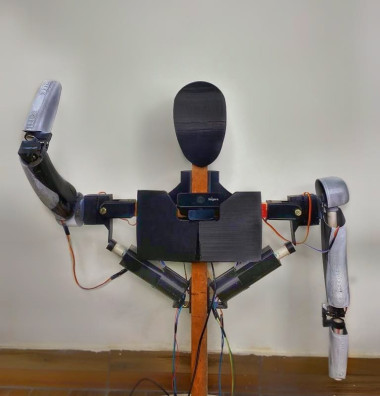 3d Printed Arduino Humanoid Robot That Responds To Commands.